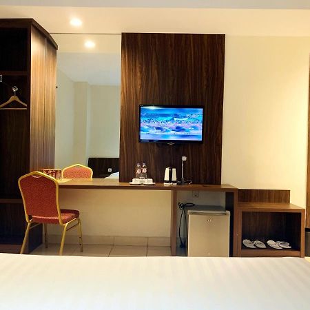 Ameera Hotel Pekanbaru Eksteriør bilde