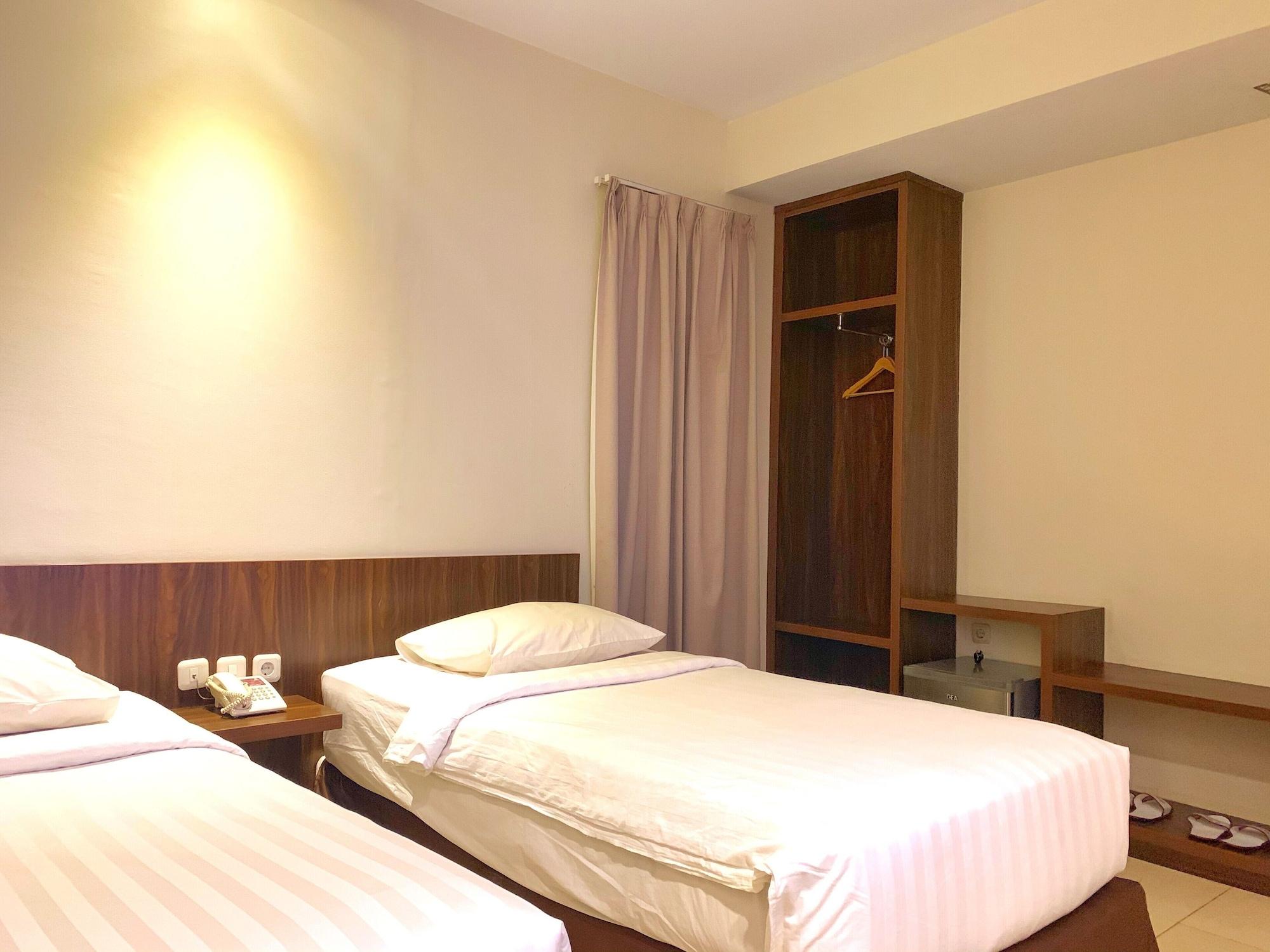 Ameera Hotel Pekanbaru Eksteriør bilde