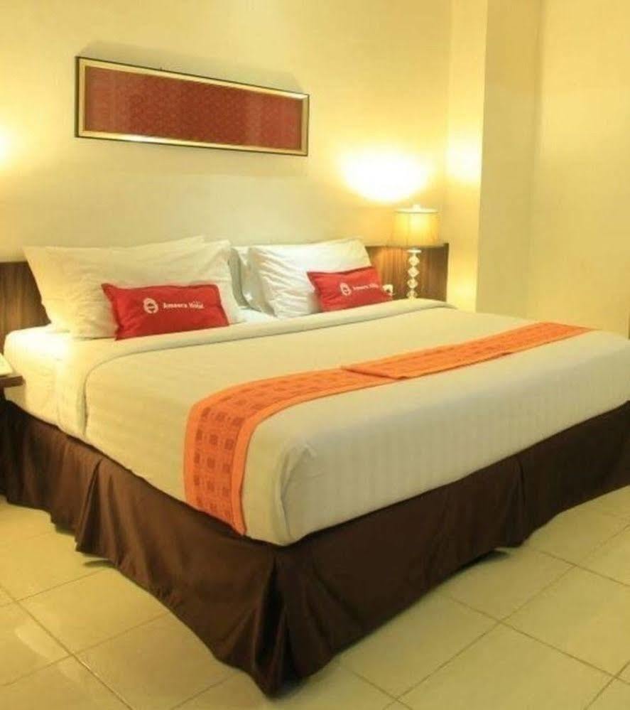 Ameera Hotel Pekanbaru Eksteriør bilde